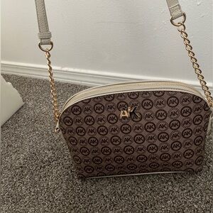 NEW Anne Klein shoulder bag